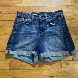 💥5/$25 Smart  set high rise denim shorts in size 2